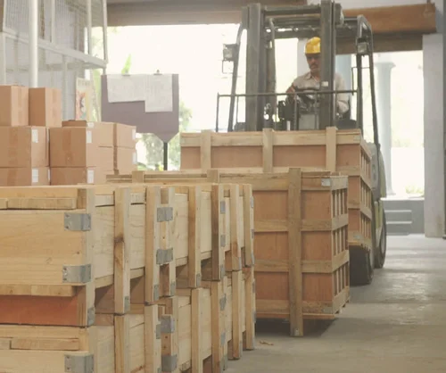 Service – packing-and-dispatch Service - packing-and-dispatch